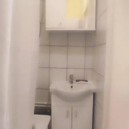 Centar Trivanovic Sa Velikom I Malom Sobom * Novi Sad