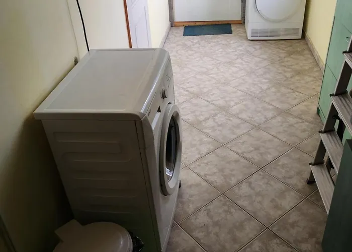 Centar Trivanovic Sa Velikom I Malom Sobom Apartman Novi Sad