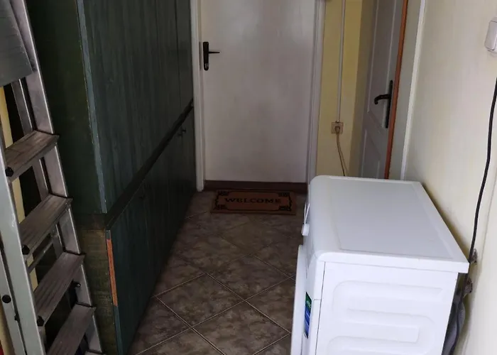 Centar Trivanovic Sa Velikom I Malom Sobom Novi Sad